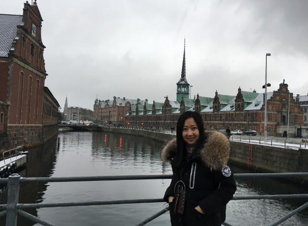 李丽
