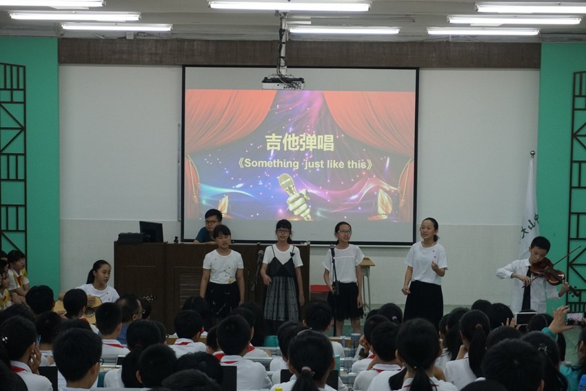 中大附小六年级毕业活动圆满成功