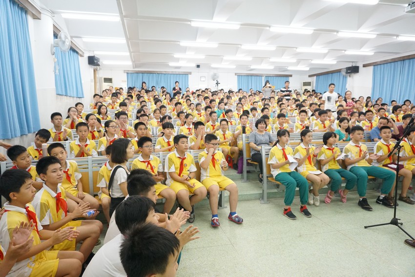 中大附小六年级毕业活动圆满成功