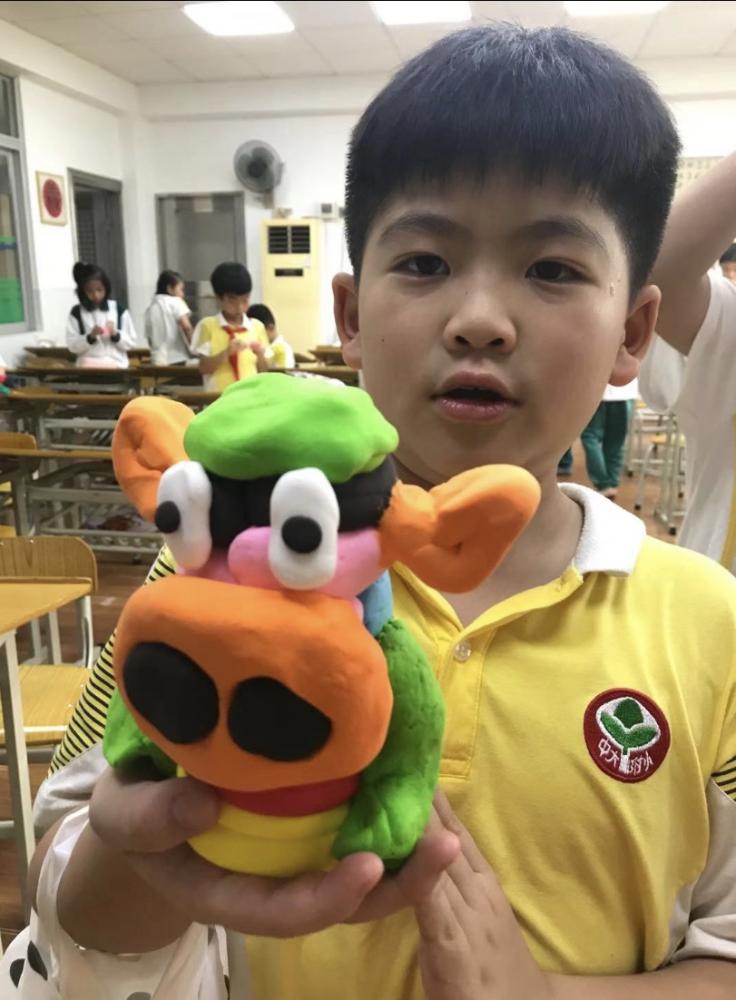 四年8班  李凯泽Frozen.jpg